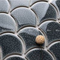 Crackle de forme de ventilateur congelé BCZ316-tuile noire d’échelle de poisson, tuile de mosaïque en forme de ventilateur, mur de douche de mosaïque