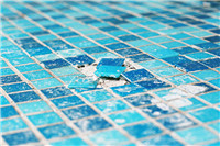 Conseils Day: 5 façons simples pour réparer votre piscine Tuiles-carrelage de la piscine, la piscine en mosaïque, carreaux Piscine, Piscine mosaïque morceaux de tuiles